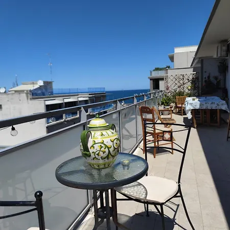 La Dimora Vista Mare Apartament *